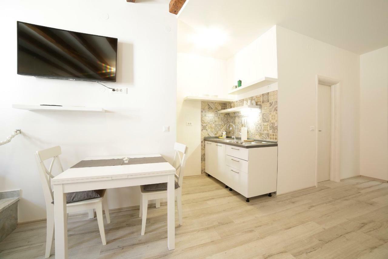 Apartment Zen In Center Of *